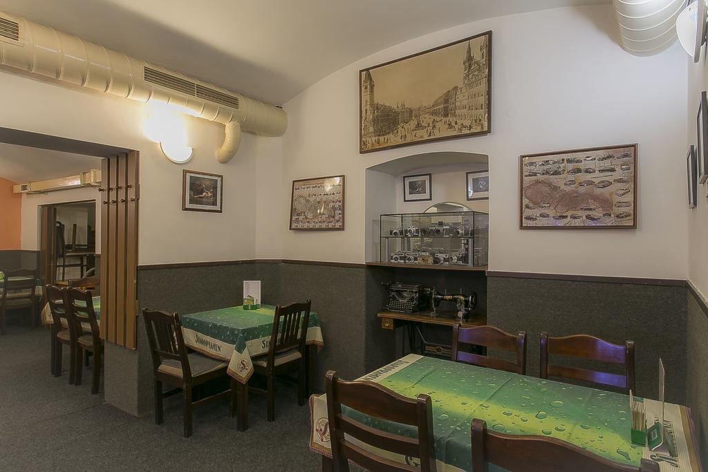 Hotel U Sladku Прага Экстерьер фото